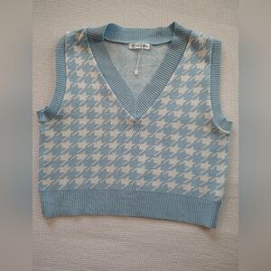 Coco Moda  V-Neck Sweater Vest in Blue and White Houndstooth Size L/XL